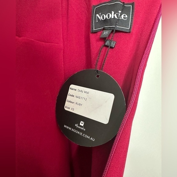 NOOKIE Dolly midi off the shoulder dress in ruby XS NWT - Picture 5 of 10